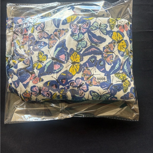 Avon Signature Collection Butterfly Print Long Sleeve Top Size XL (16) - Picture 9 of 9